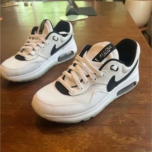 Nike air max motif big kids 4.Y W6.5